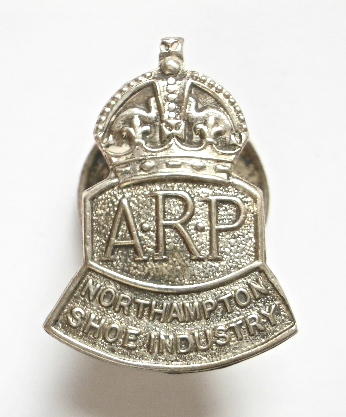 WW2 Northampton Shoe Industry ARP lapel badge
