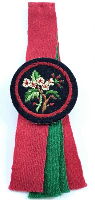 Girl Guides pre-1930 Hawthorn Tree patrol emblem felt badge & knot 