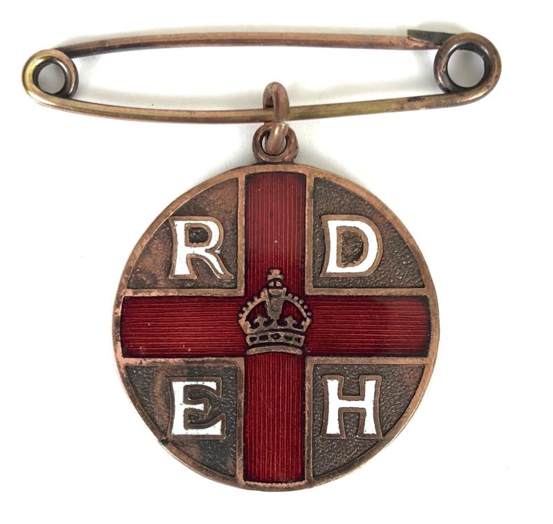 Royal Devon & Exeter Hospital 1924-1934 named nurses badge
